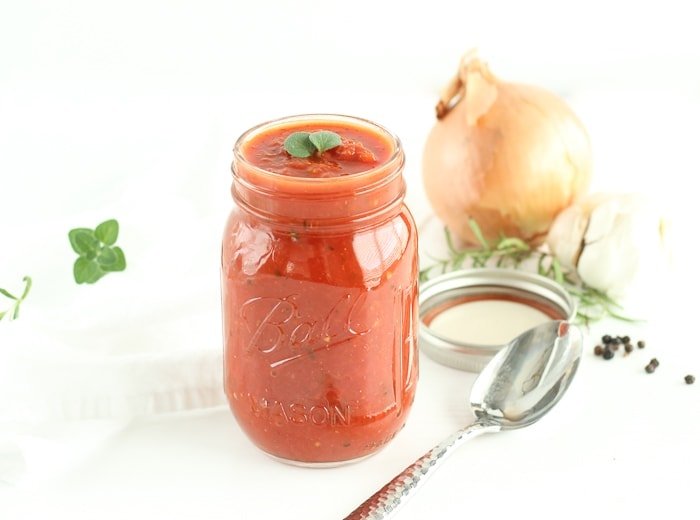 Easy Garlic Herb Spaghetti Sauce