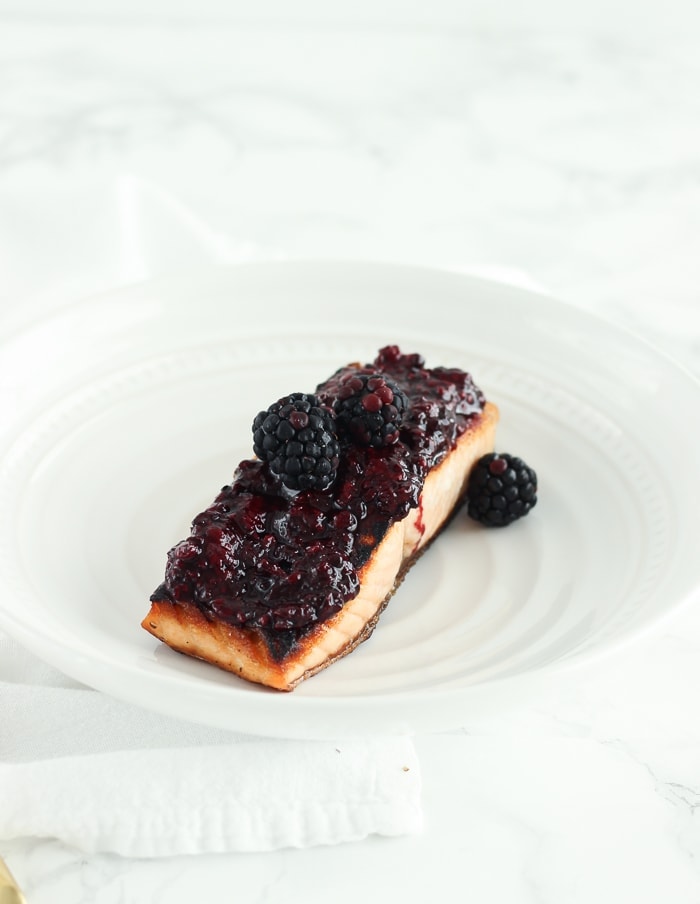 This easy blackberry glazed salmon is a quick and delicious way to get in more heart-healthy omega-3s and antioxidants. Made with only 6 ingredients and in 15 minutes, you can get a healthy dinner on the table quickly! (gluten-free, dairy-free, nut-free)