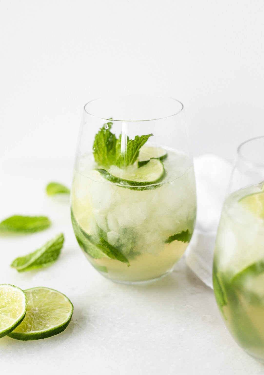 White Wine Mojitos - Lively Table