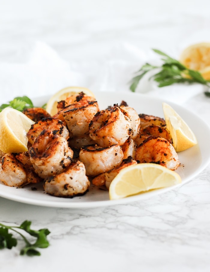 easy blackened shrimp on a plate