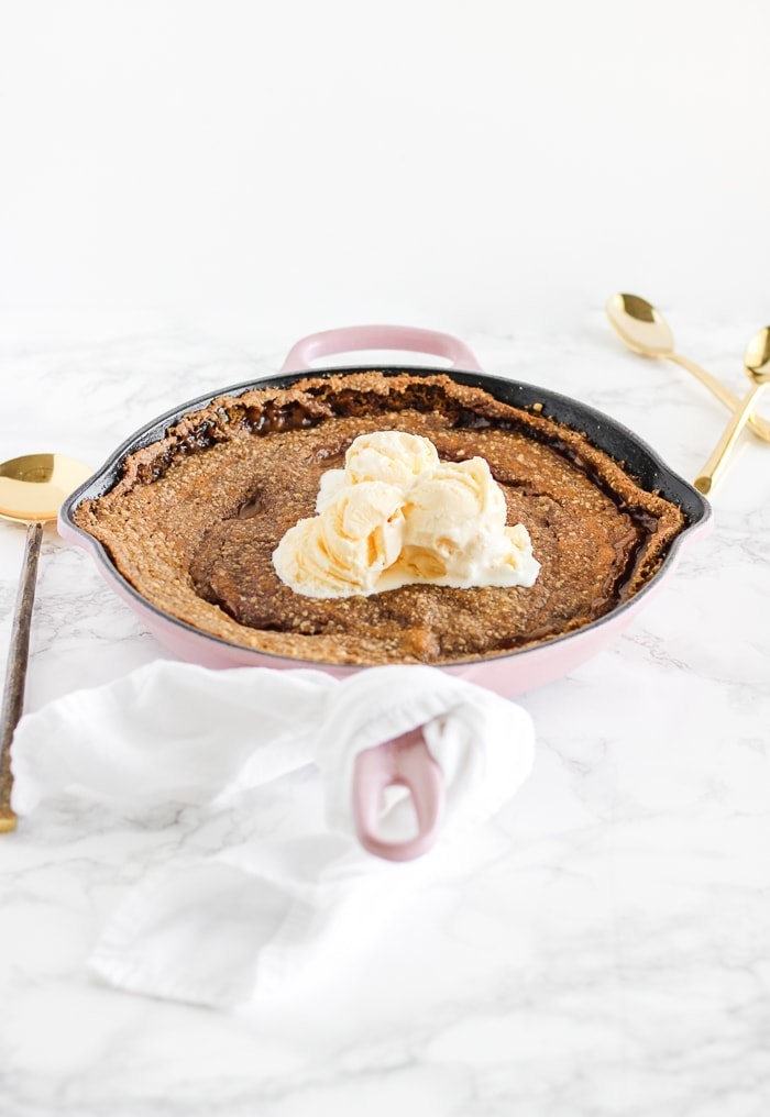 Easy Pumpkin Lava Cake - Lively Table