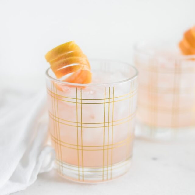 Spiced Grapefruit Gin and Tonic