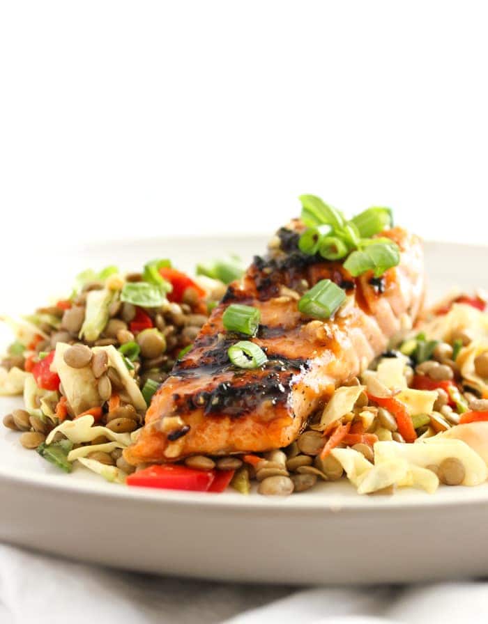 This Thai Lentil Salad with Miso Salmon is a healthy and flavorful dish that can be made in under 30 minutes! (gluten-free, dairy-free) via livelytable.com