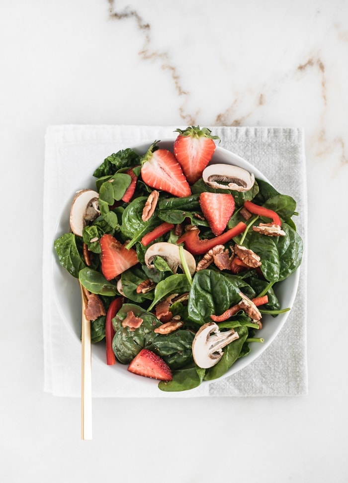 La Madeleine Copycat Strawberry Spinach Salad
