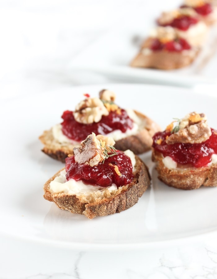 Easy Cranberry Brie Crostini - Lively Table