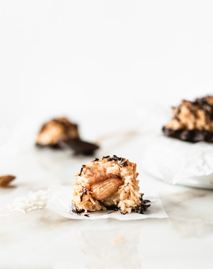 Easy Almond Joy Coconut Macaroons Lively Table