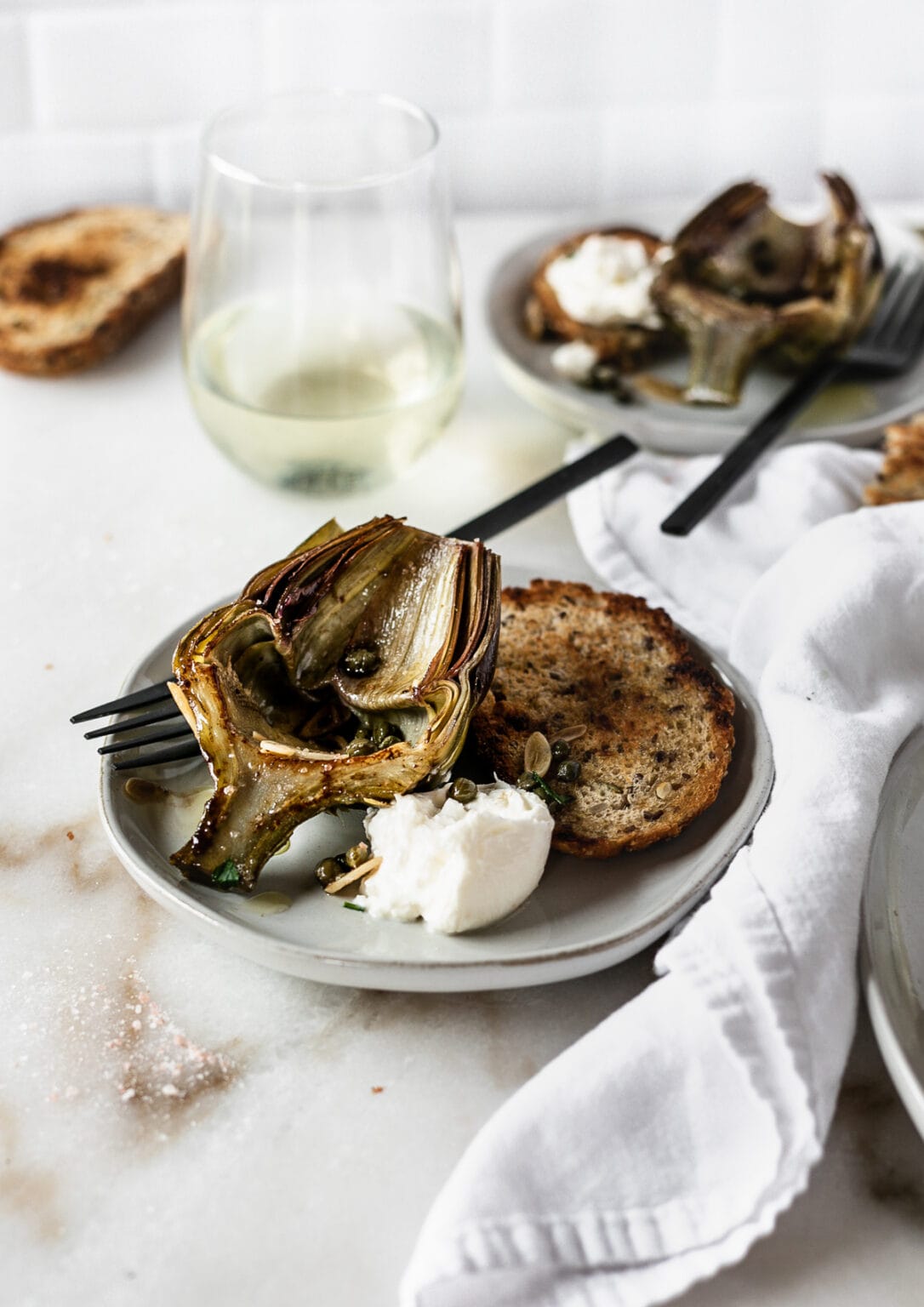 Artichokes with White Wine Sauce and Burrata Lively Table