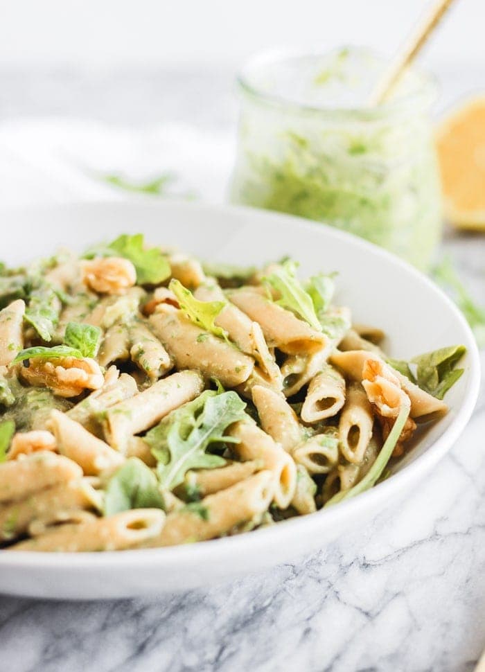 vegan arugula avocado pesto pasta