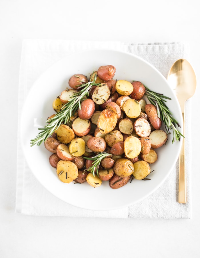 oven roasted rosemary potatoes