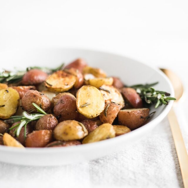 Simple Oven Roasted Rosemary Potatoes Lively Table