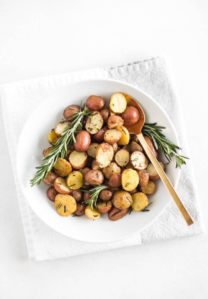 oven roasted rosemary potatoes