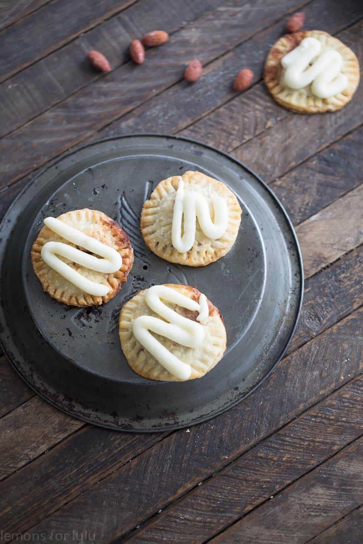 Cinnamon Rolls Hand Pies