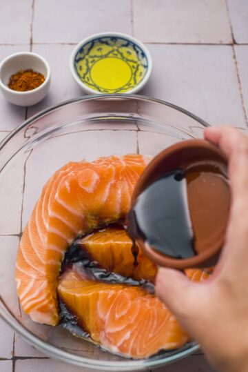 Grilled Salmon with a Quick Honey and Soy Sauce Marinade