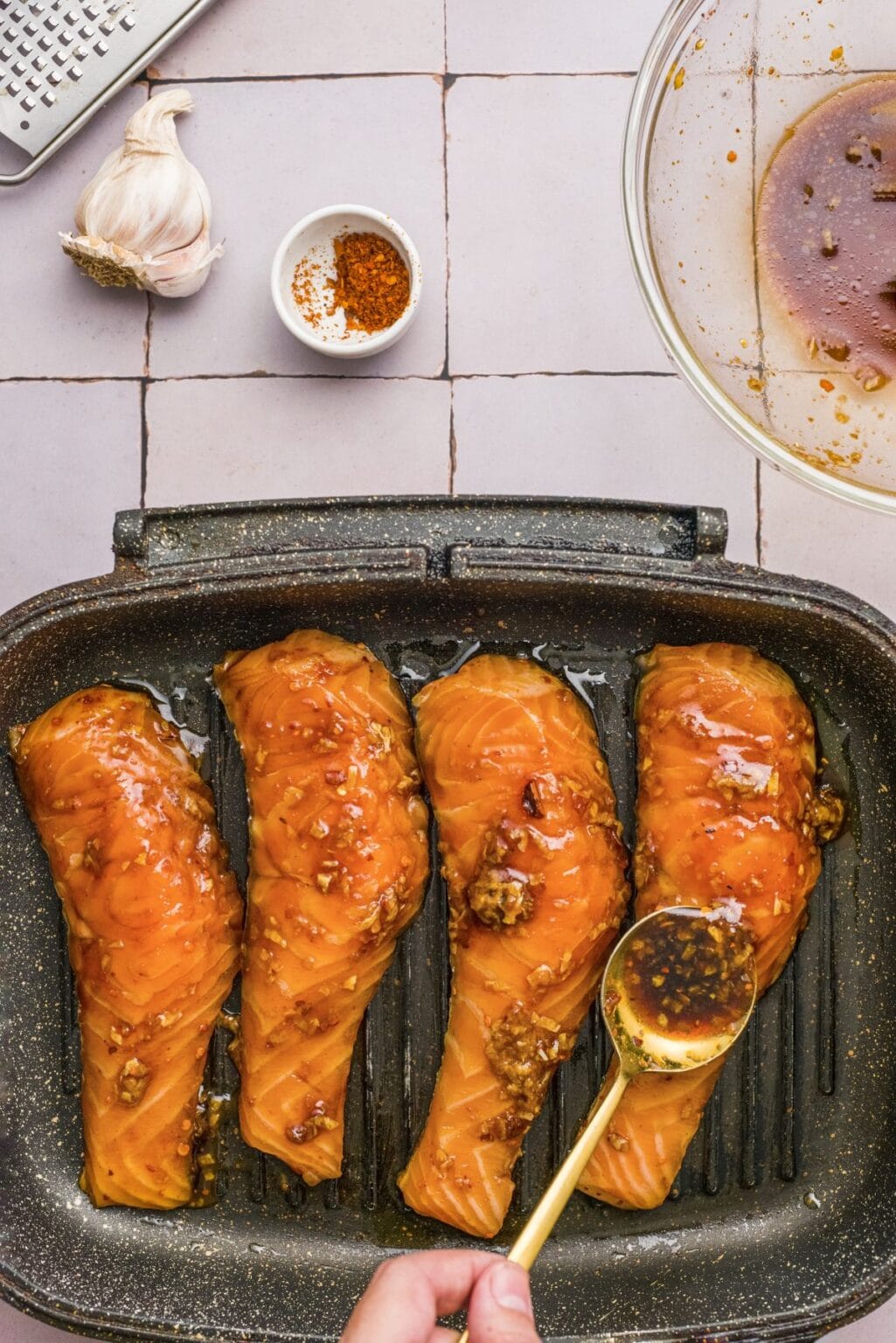 Grilled Salmon with a Quick Honey and Soy Sauce Marinade