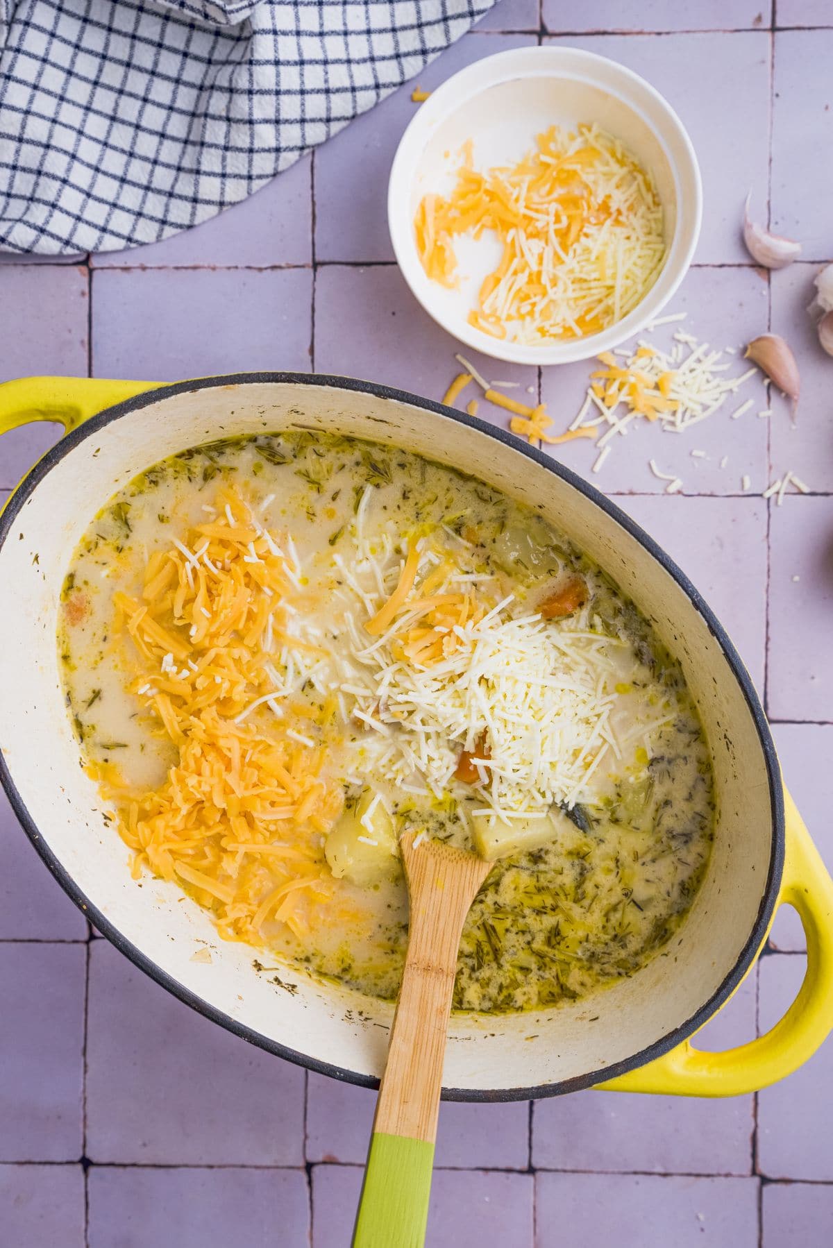 Cheesy potato stew step 10