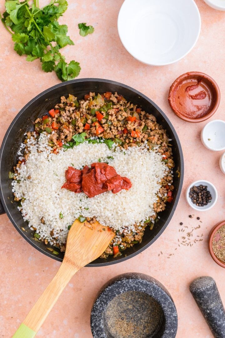 Spanish Rice with Ground Beef