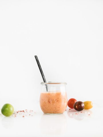 Bruised Tomatoes Started Turning Into Fresh Homemade Vinaigrette Instead Of Trash