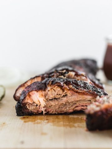 One Charcoal Grill Setup Started Producing Smoker-Style BBQ Ribs Without A Smoker