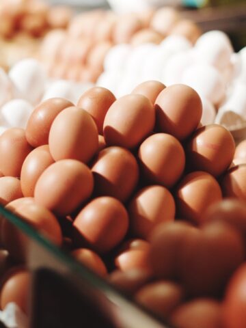 British Grocery Stores Don't Refrigerate Eggs. Here's Why