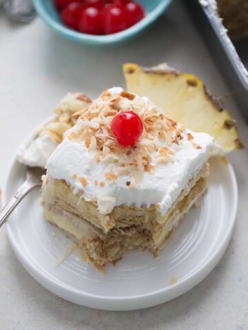 Frozen Piña Coladas Inspired This No-Bake Cake That Never Needs An Oven