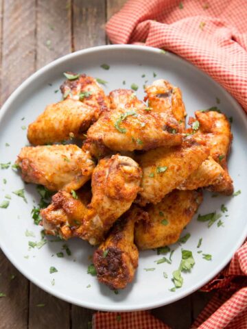 These Wings Skip the Sauce and Still Empty First at Father's Day Cookouts