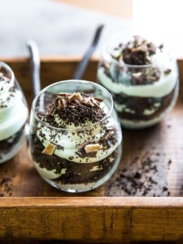 This No-Bake Mint Dessert Started Replacing Ice Cream Cakes At Father's Day Gatherings