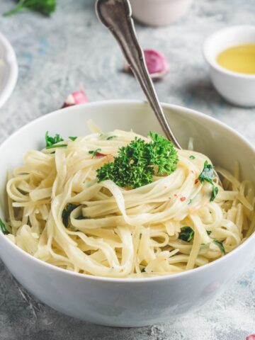 One 10-Minute Italian Pasta Recipe Started Replacing Jarred Pasta Sauce