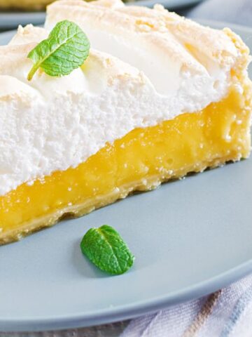 I Poured Dry Cake Mix Over Lemon Pie Filling and Didn’t Stir It