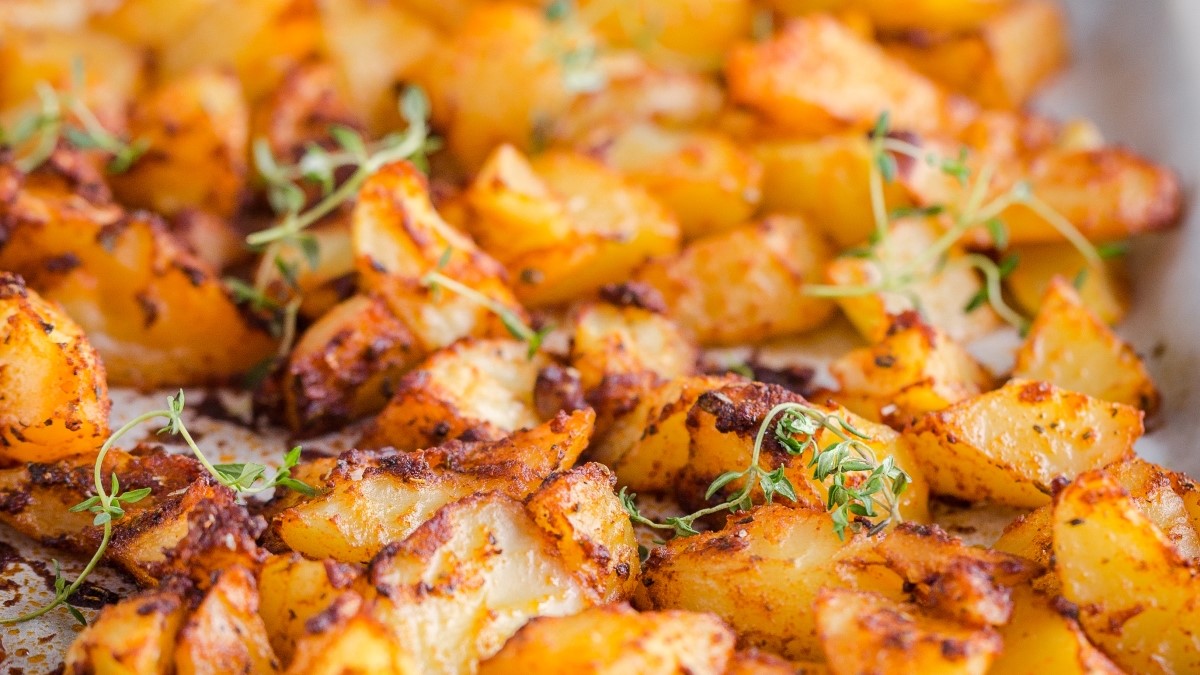 I Put Sliced Onions Under My Potatoes Before Roasting Them—Here’s Why